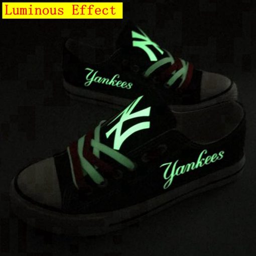 New York Yankees Limited Luminous Low Top Canvas Sneakers
