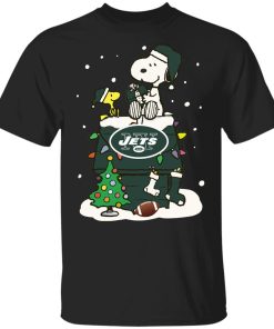 A Happy Christmas With New York Jets Snoopy Youth’s T-Shirt